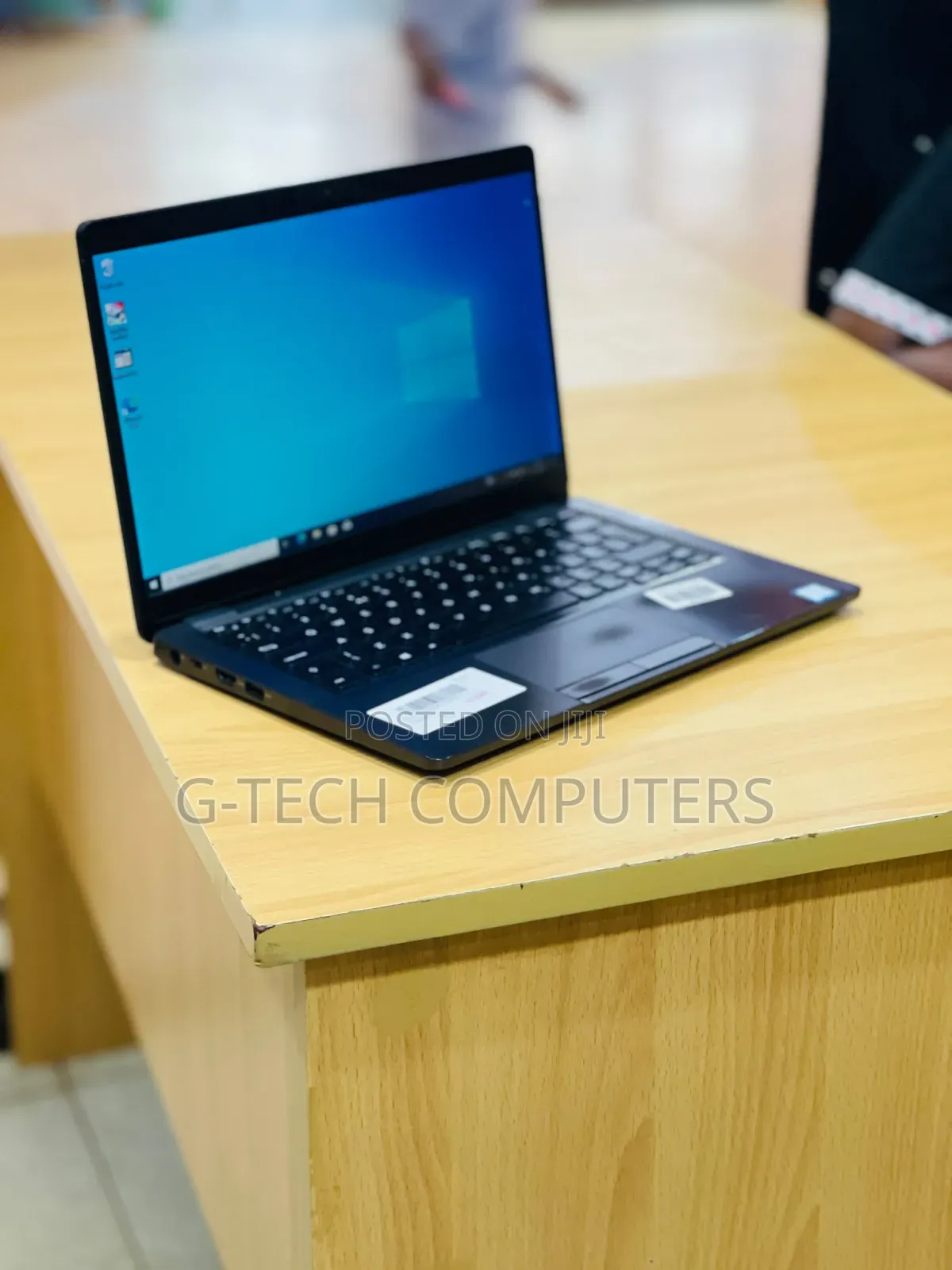 New Laptop Dell Latitude 5300 8GB Intel Core i5 SSD 256GB
