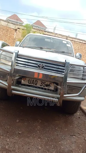 Toyota Land Cruiser Prado 2002 White