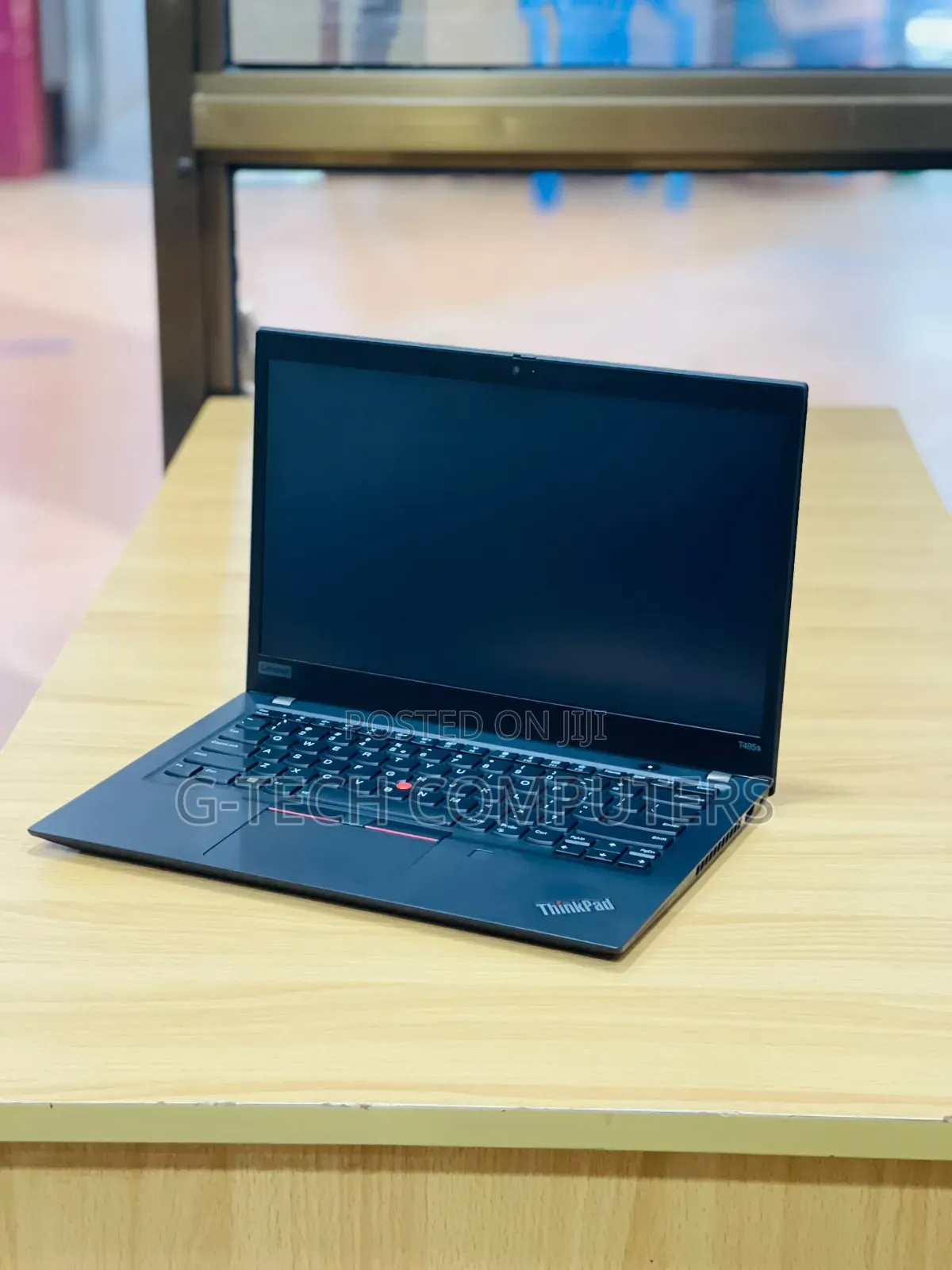 New Laptop Lenovo ThinkPad t495s 16GB AMD Ryzen 7 SSD 512GB