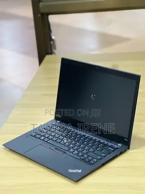 New Laptop Lenovo ThinkPad t495s 16GB AMD Ryzen 7 SSD 512GB