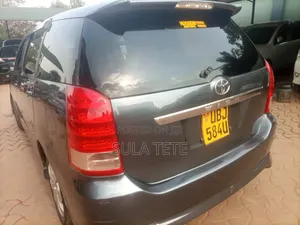 Toyota Wish 2007 Gray