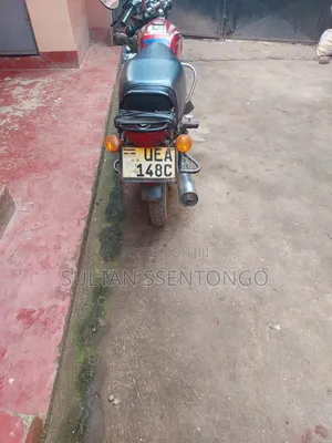 Bajaj Boxer BM100ES 2013 Red