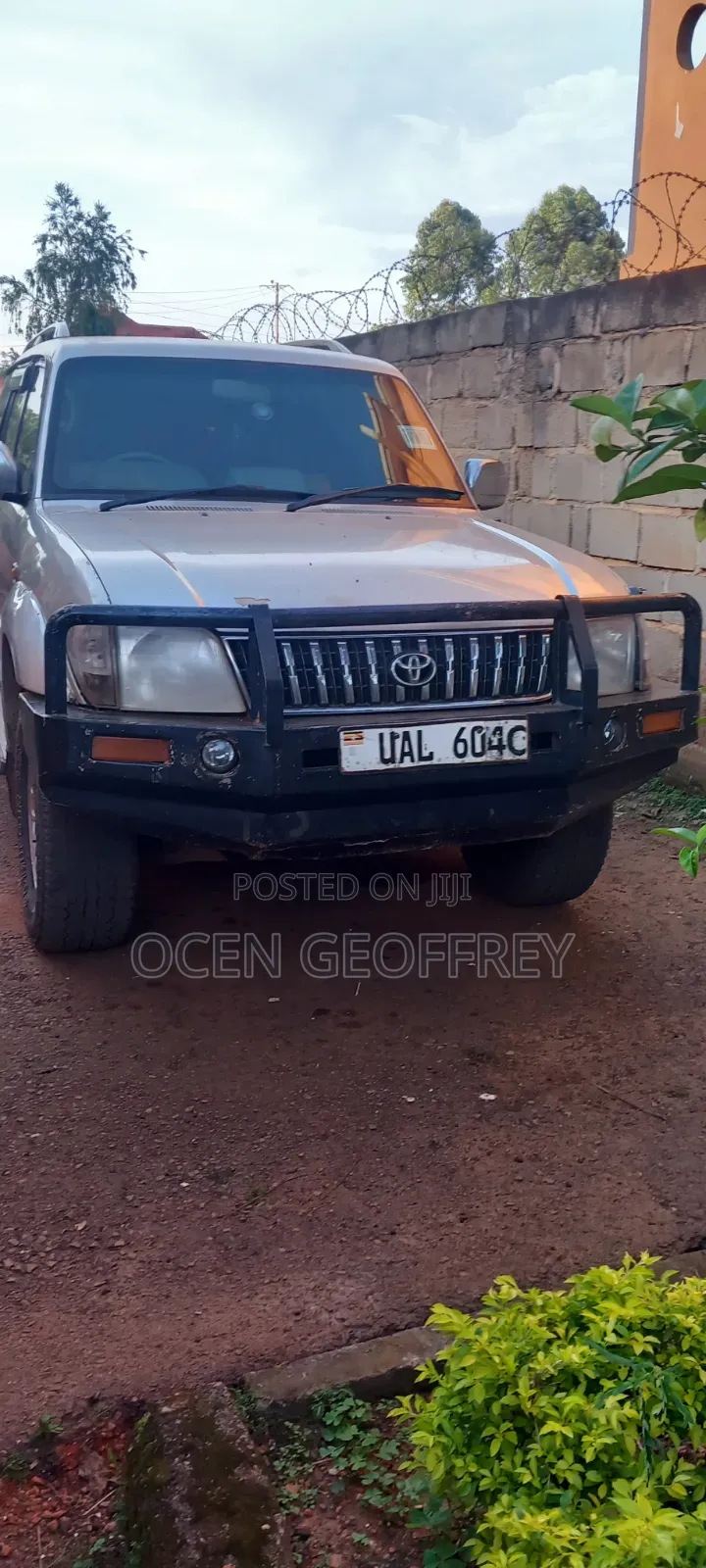 Toyota Land Cruiser Prado 2002 Silver