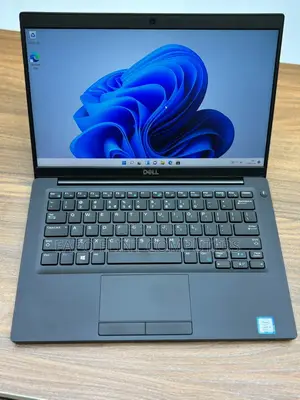 Laptop Dell Latitude 7390 8GB Intel Core i5 SSD 256GB