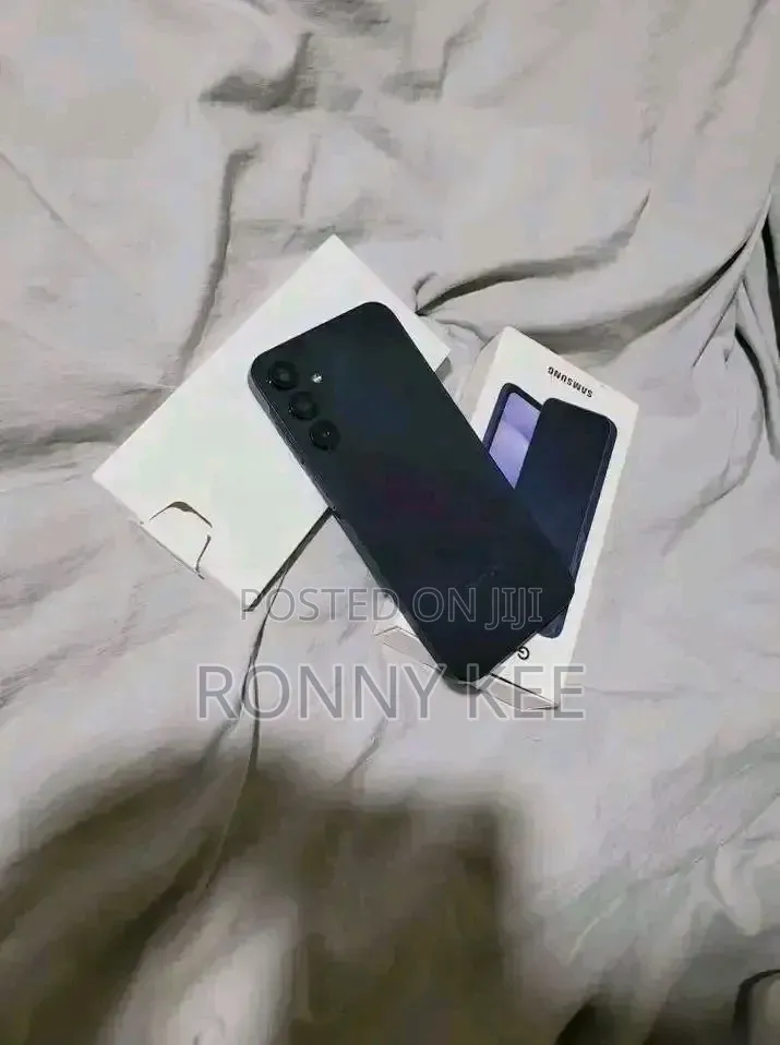 New Samsung Galaxy A15 5G 256 GB Black