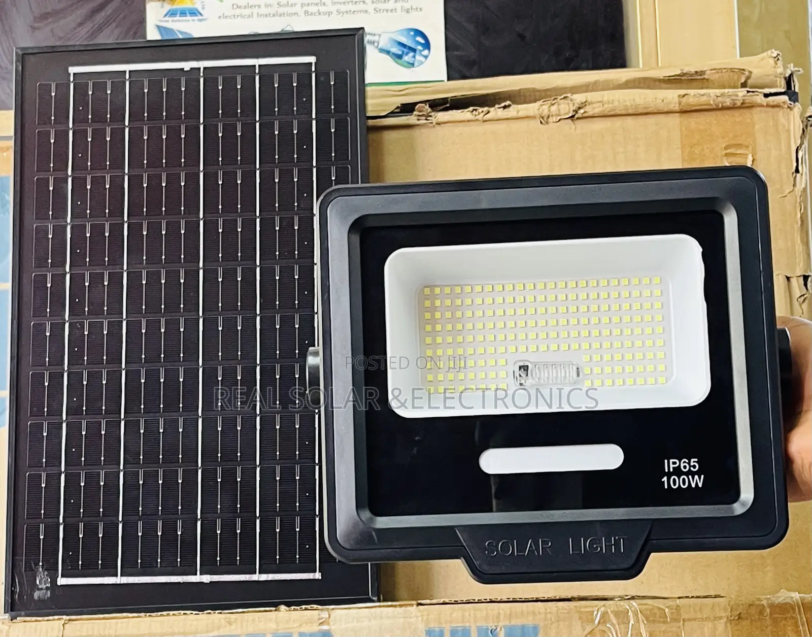 100w Solar Flood Light