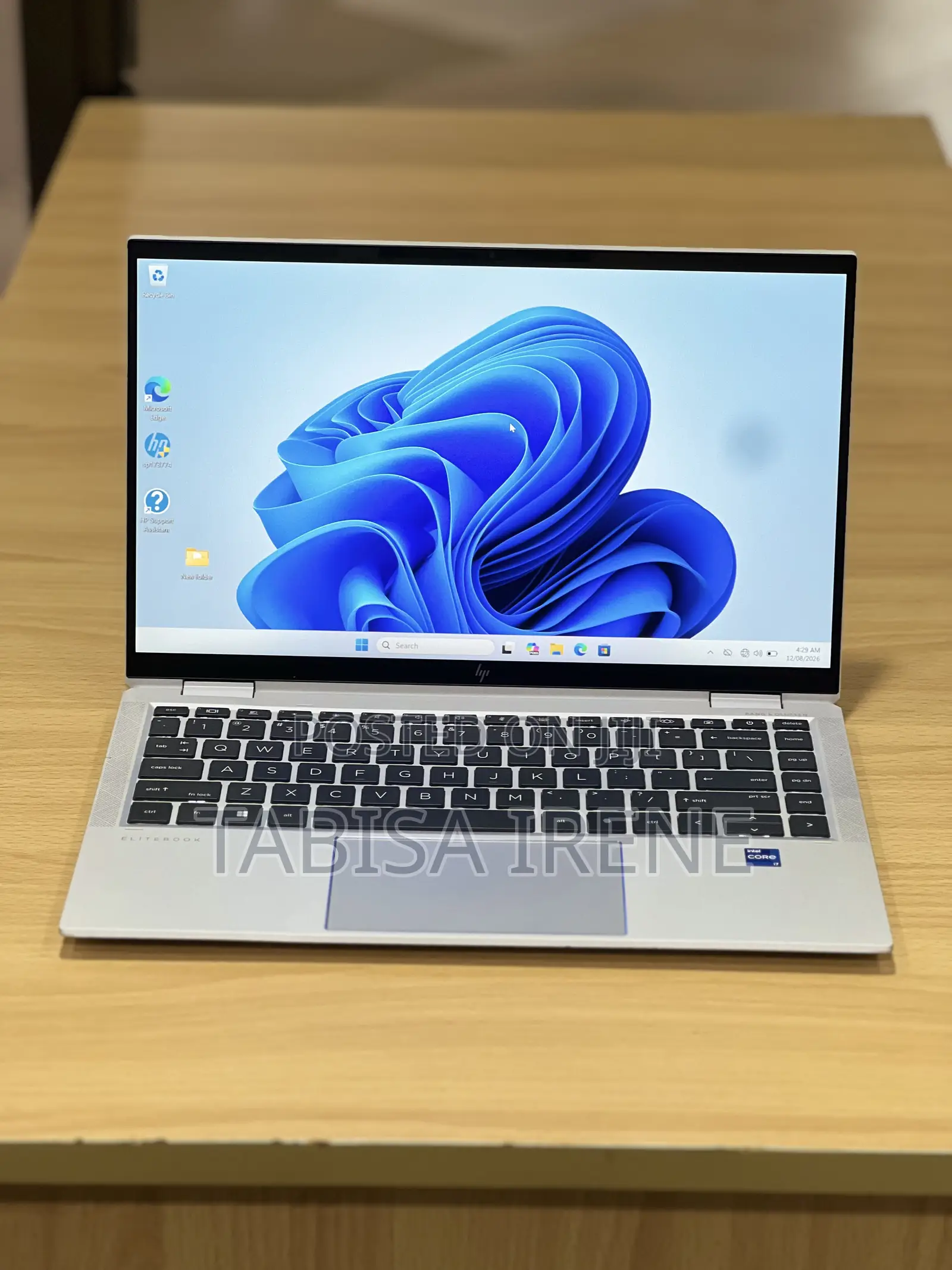 New Laptop HP EliteBook 1040 G8 16GB Intel Core i7 SSD 512GB