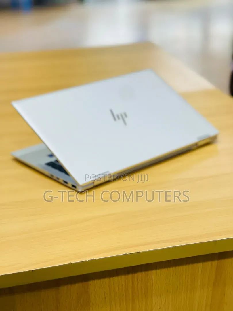New Laptop HP EliteBook 1040 G8 16GB Intel Core i7 SSD 512GB