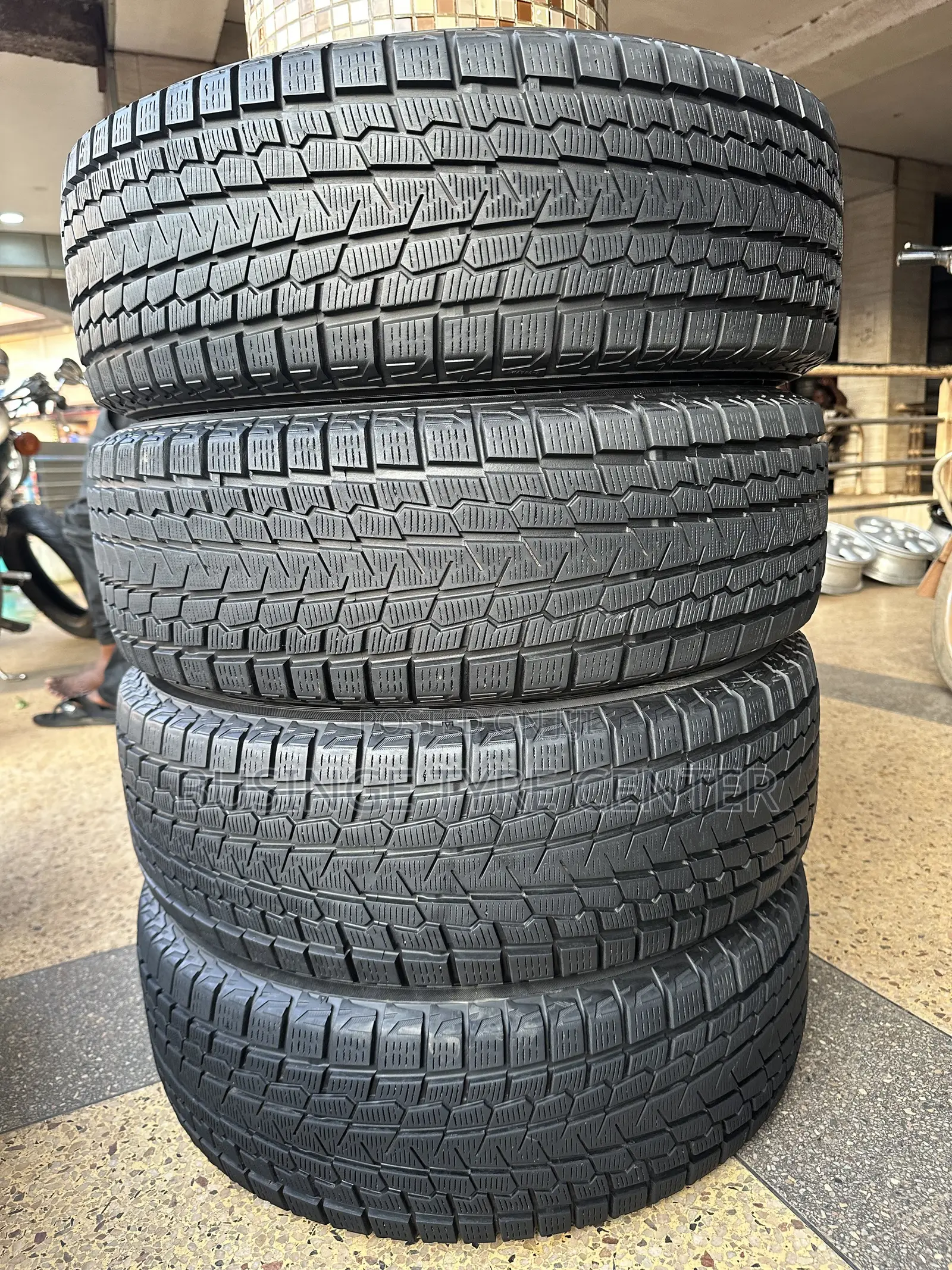225/65r17 Yokohama All Terrain Japan Used Tires