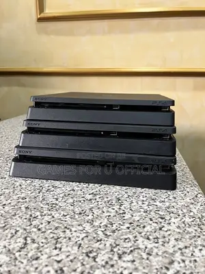 PlayStation 4 Slim Unchipped FXT UK