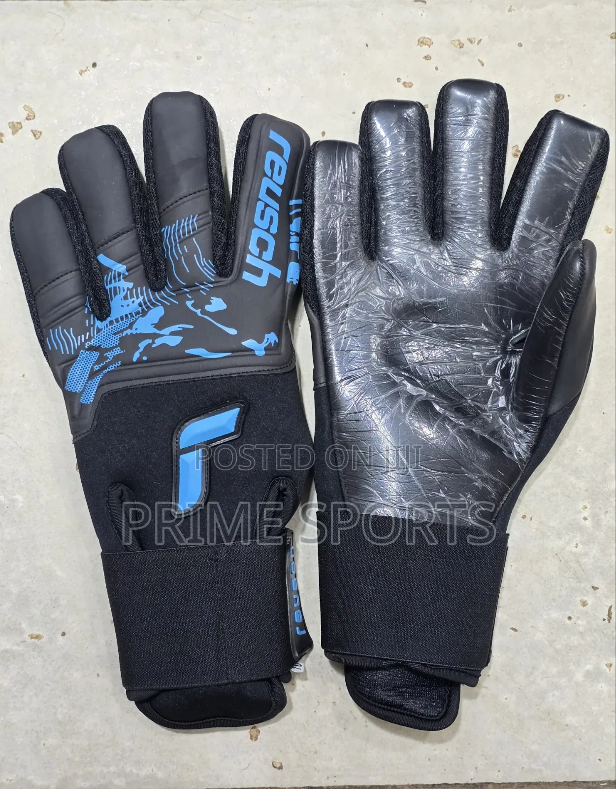 Top Quality Goalkeeper Gloves
