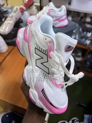 New Balance 2000R