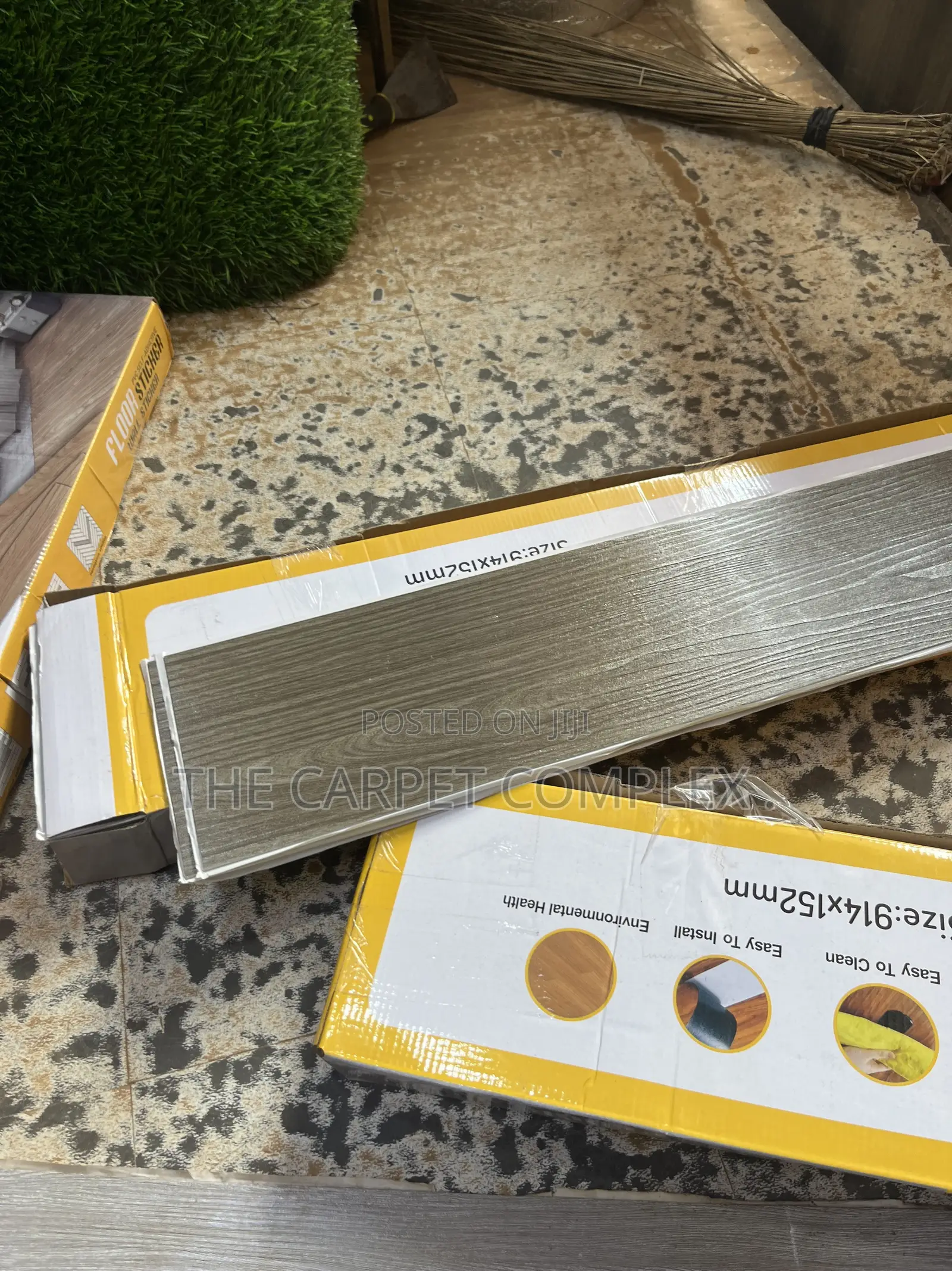 Self Adhesive Floor PVC Dinning Room