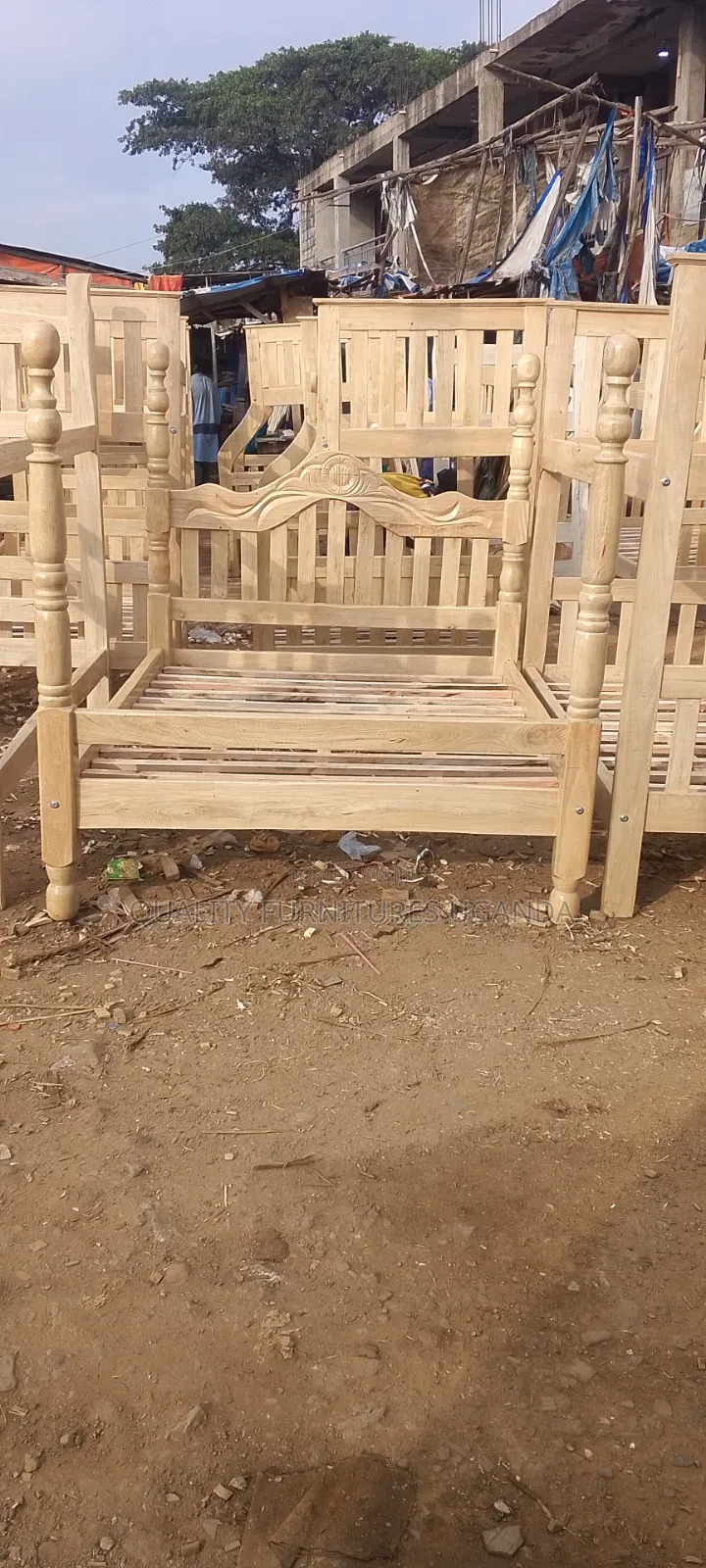 5 by 6 Flower Design Bed