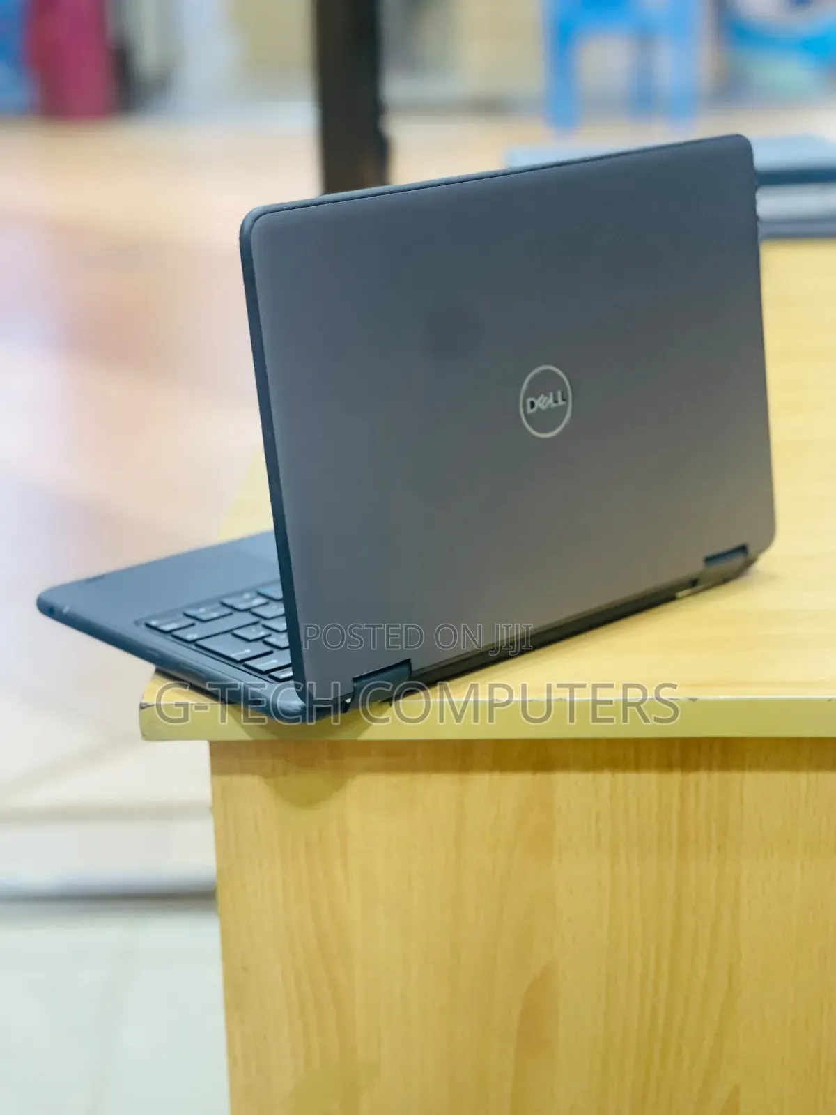 New Laptop Dell Latitude 3190 2-in-1 4GB Intel Celeron SSD 128GB