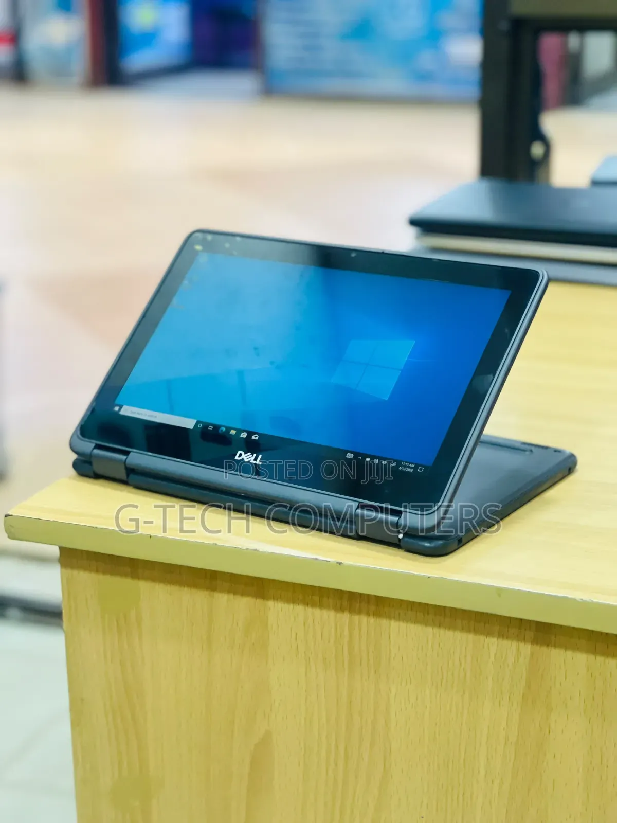 New Laptop Dell Latitude 3190 2-in-1 4GB Intel Celeron SSD 128GB