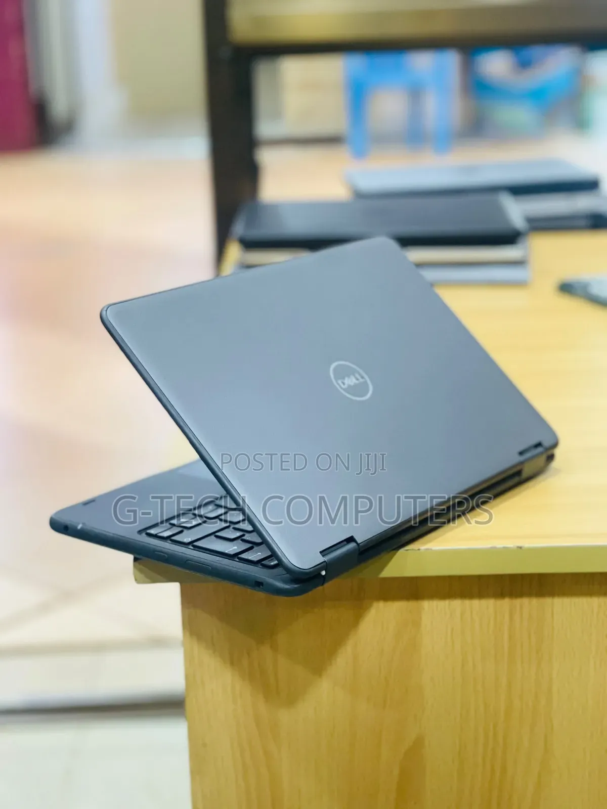 New Laptop Dell Latitude 3190 2-in-1 4GB Intel Celeron SSD 128GB