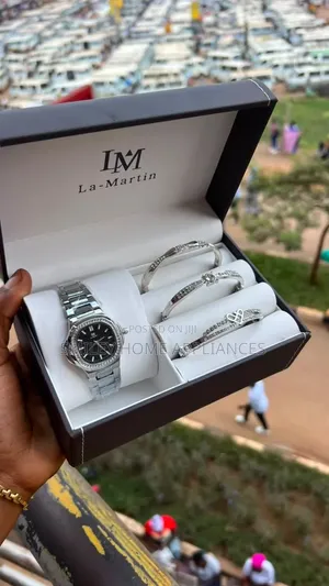 Brand New Ladies' La-Martin Analog Gift Time Box