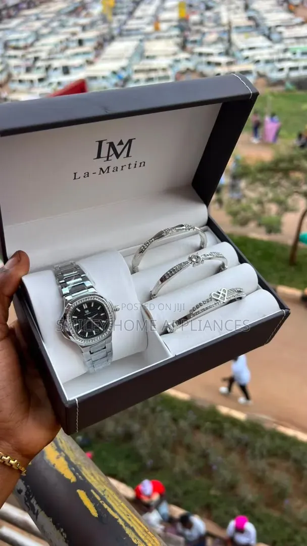 Brand New Ladies' La-Martin Analog Gift Time Box