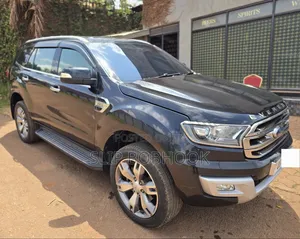 Ford Everest 2016 Blue