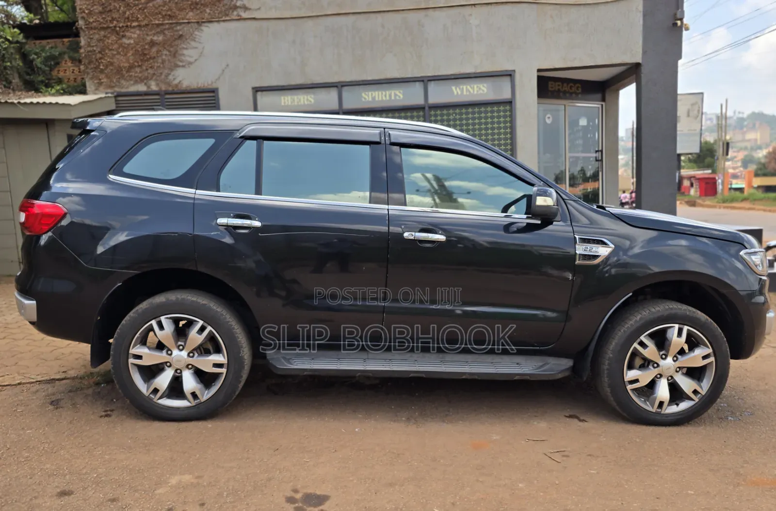 Ford Everest 2016 Blue