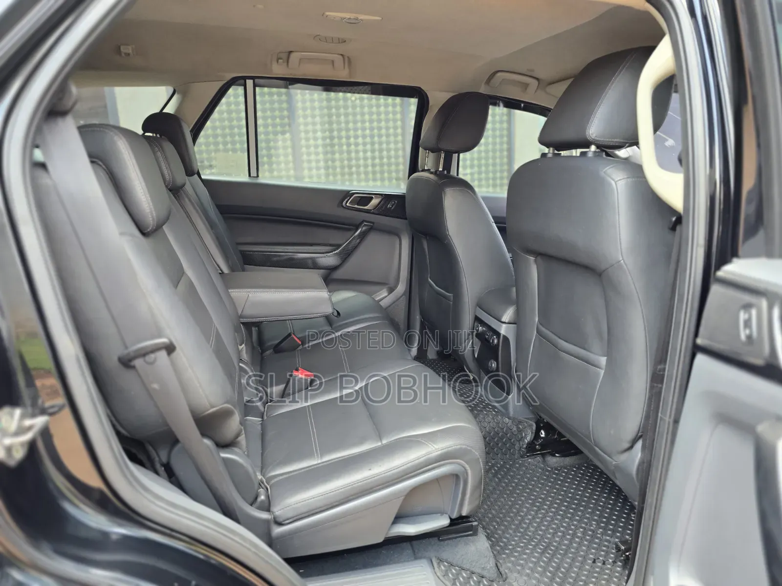 Ford Everest 2016 Blue