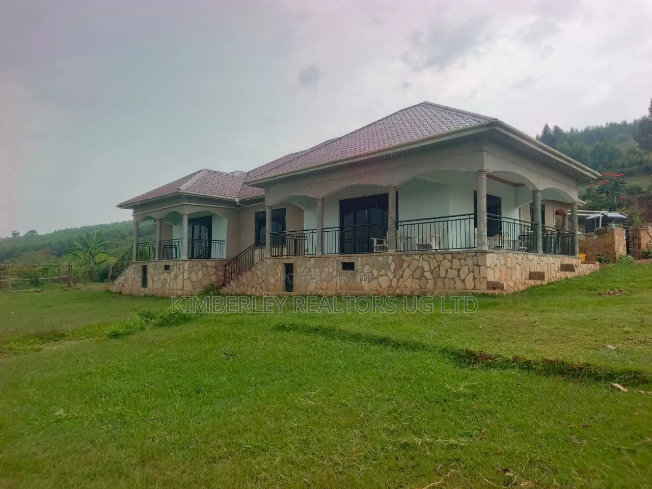 4bdrm House in Division A for sale