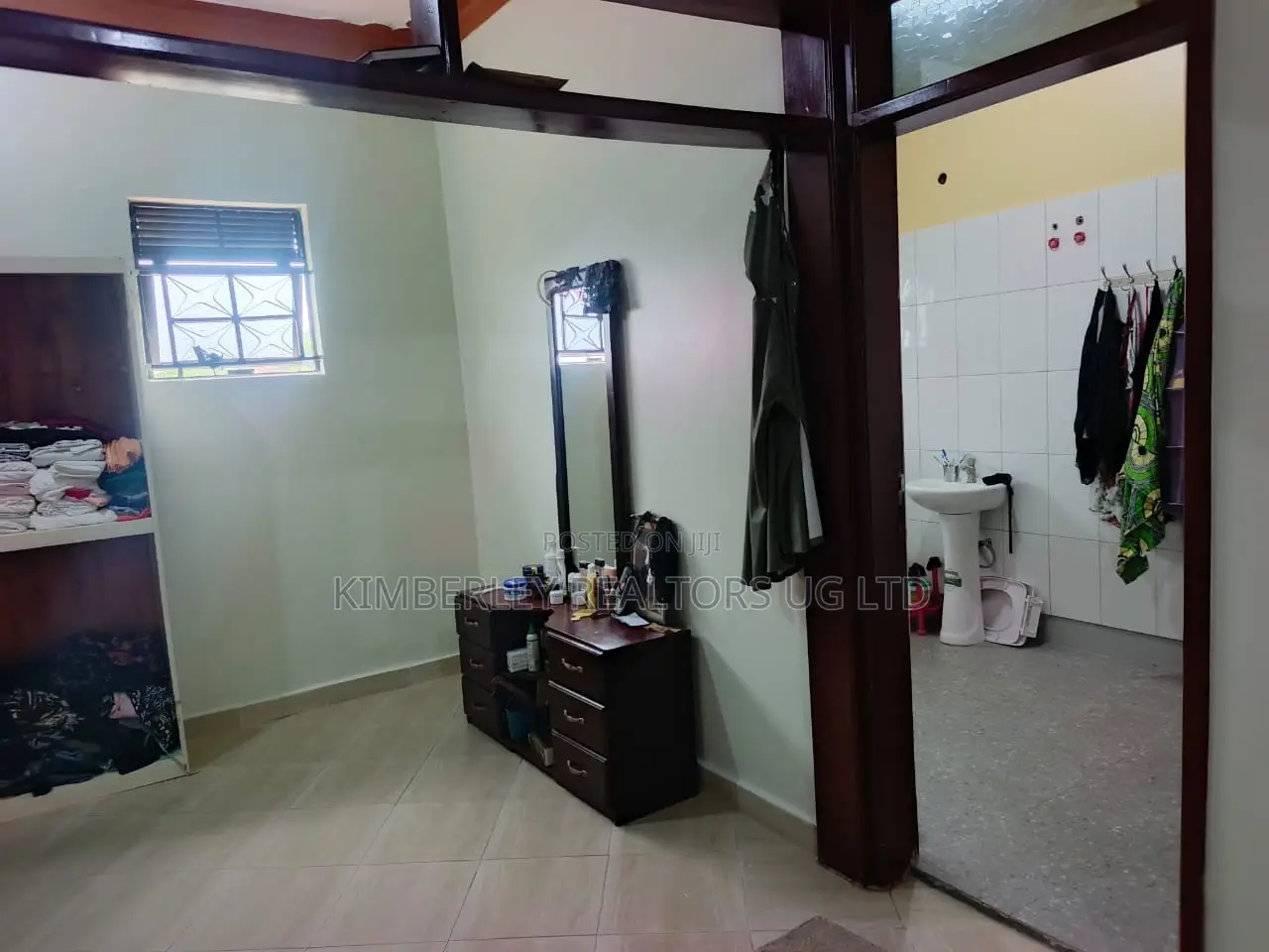 4bdrm House in Division A for sale