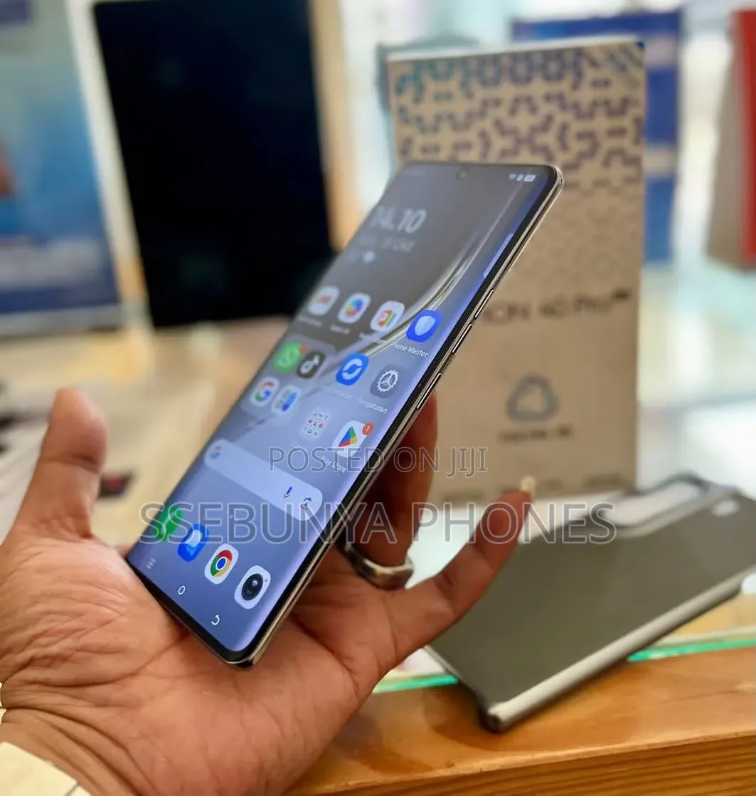 New Tecno Camon 40 Pro 5G 256 GB Black
