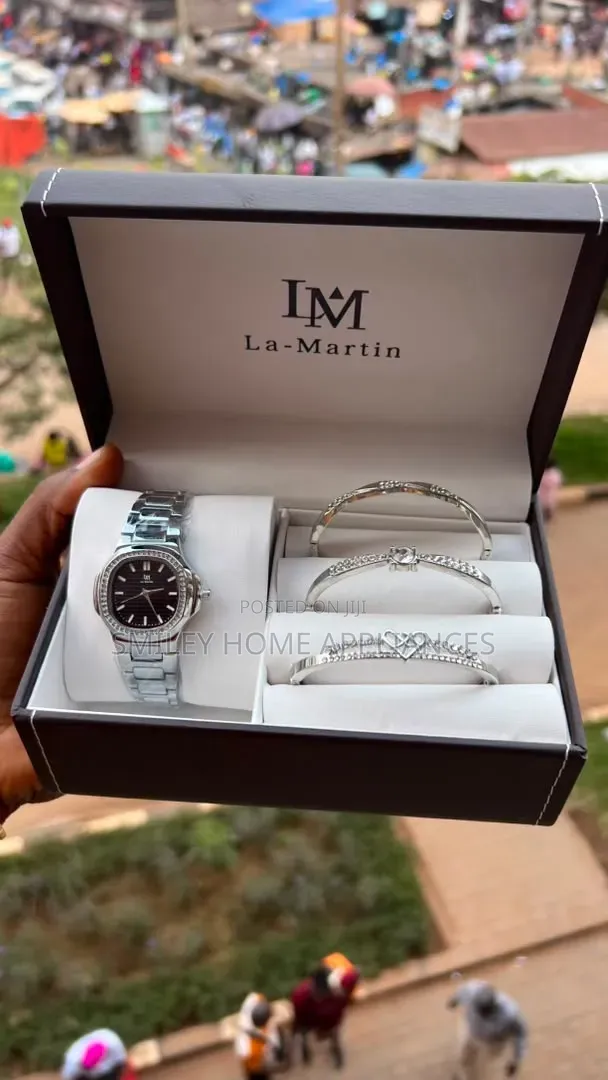 Brand New Ladies' La-Martin Analog Gift Time Box
