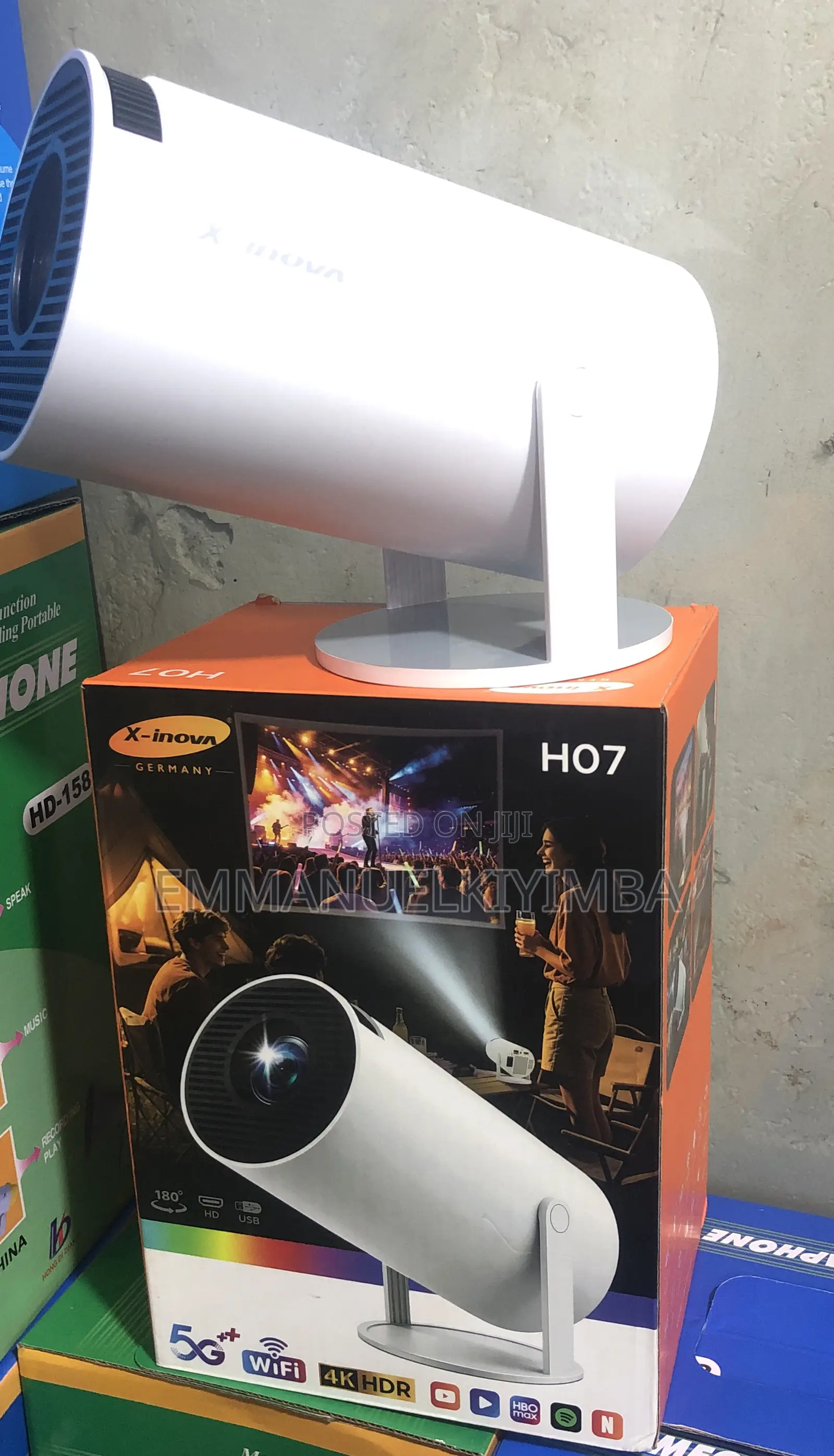 Portable Android Projector