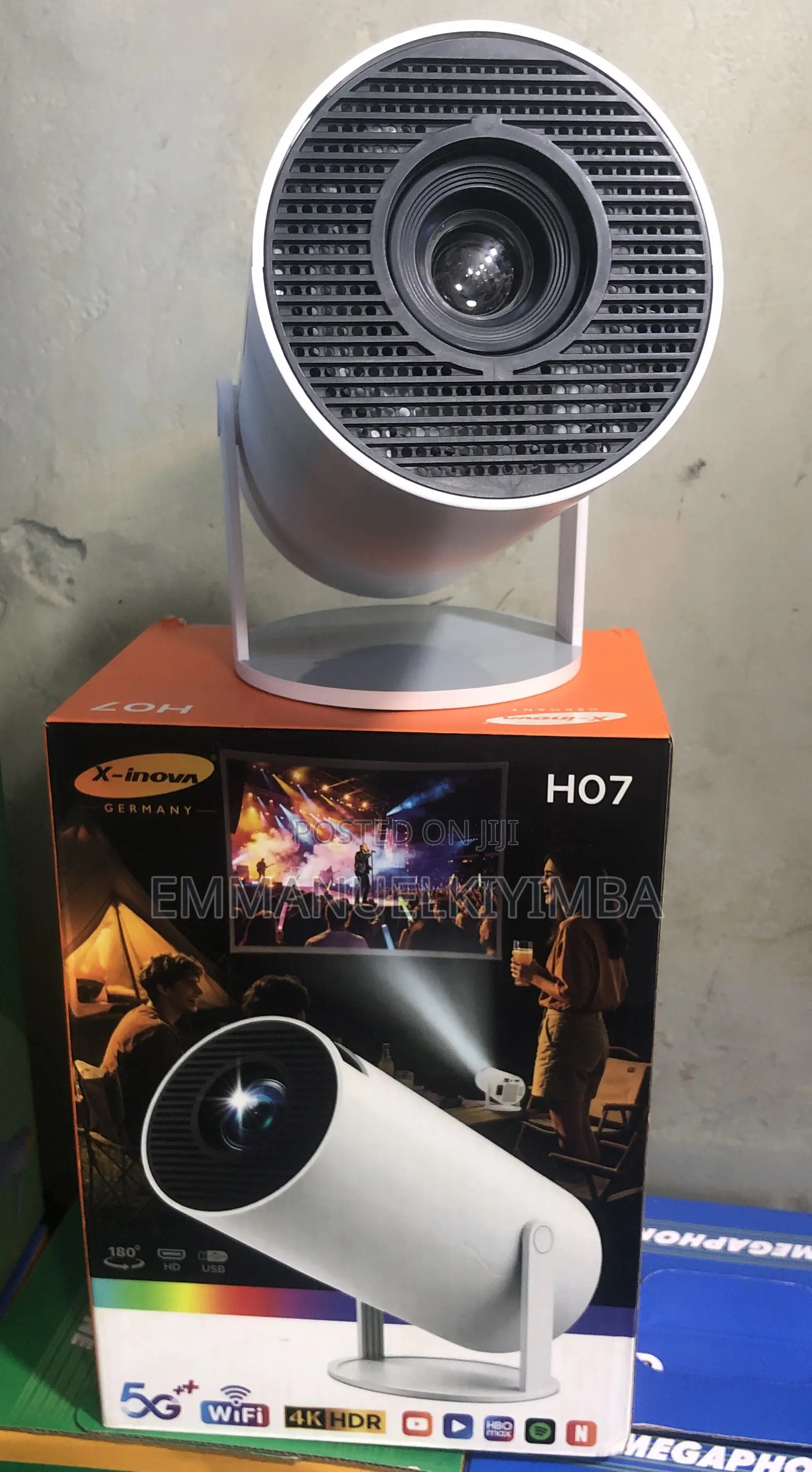 Portable Android Projector