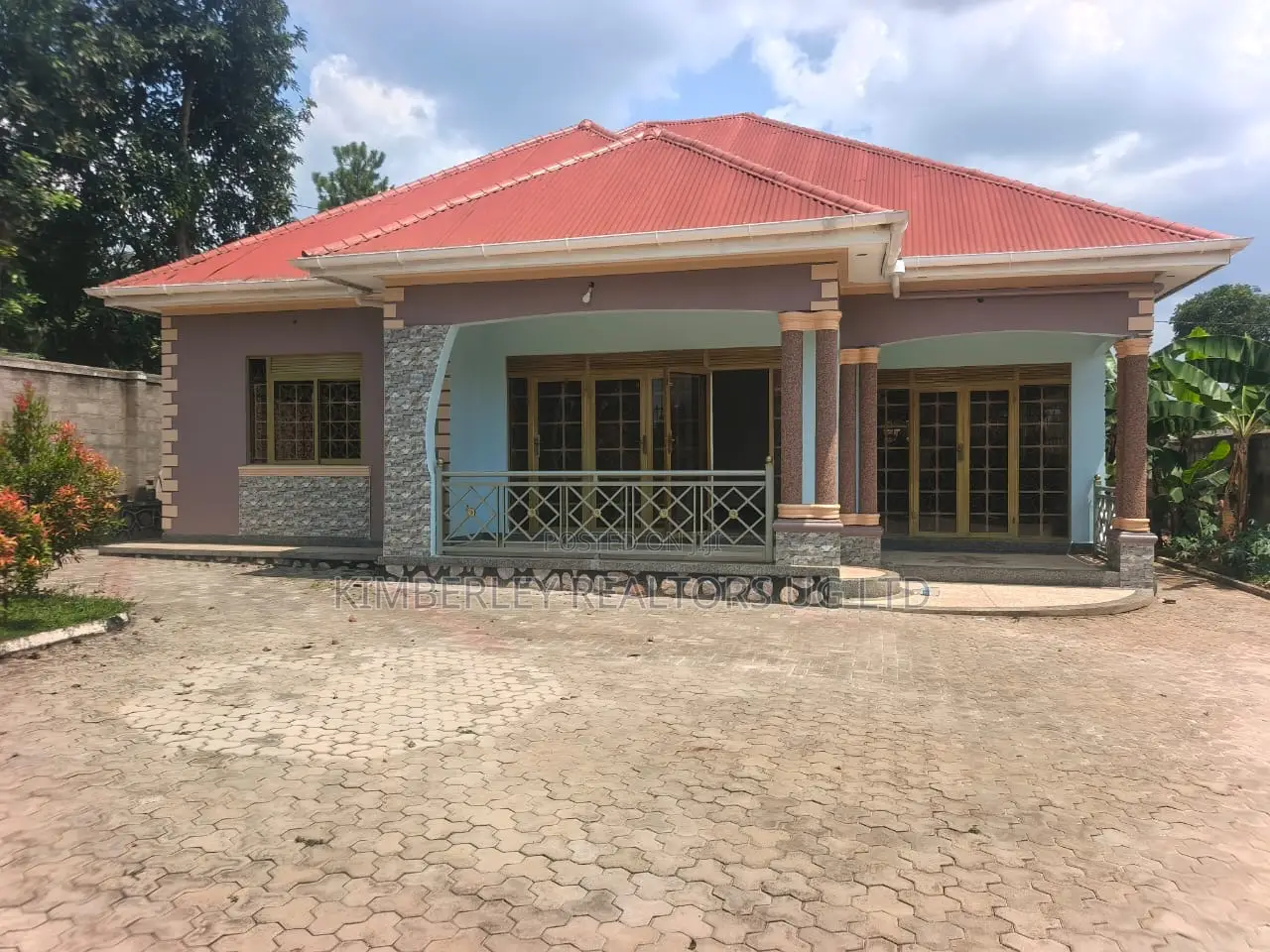 3bdrm House in Mukono TC for sale