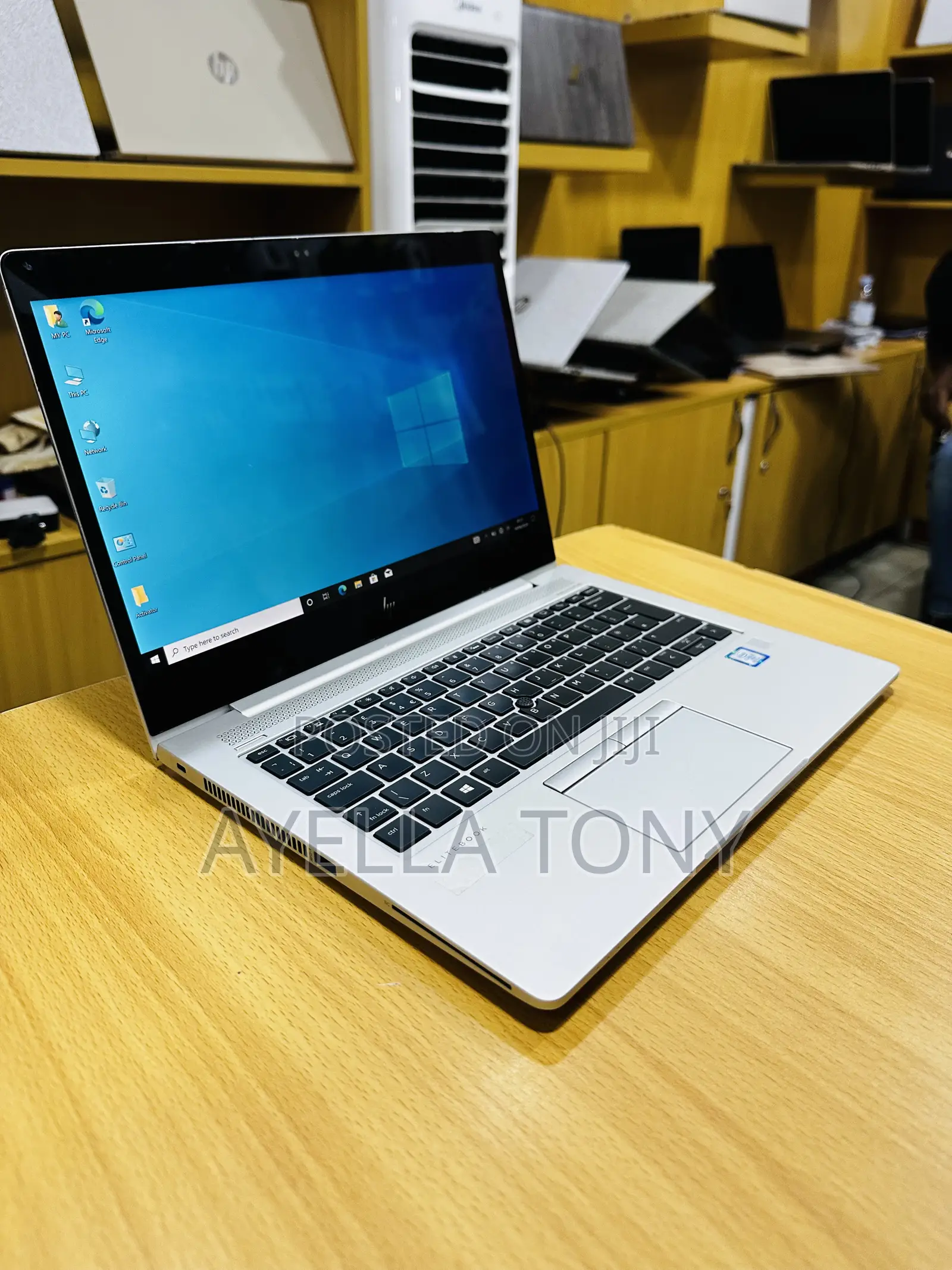 New Laptop HP EliteBook 830 G5 8GB Intel Core i7 SSD 256GB