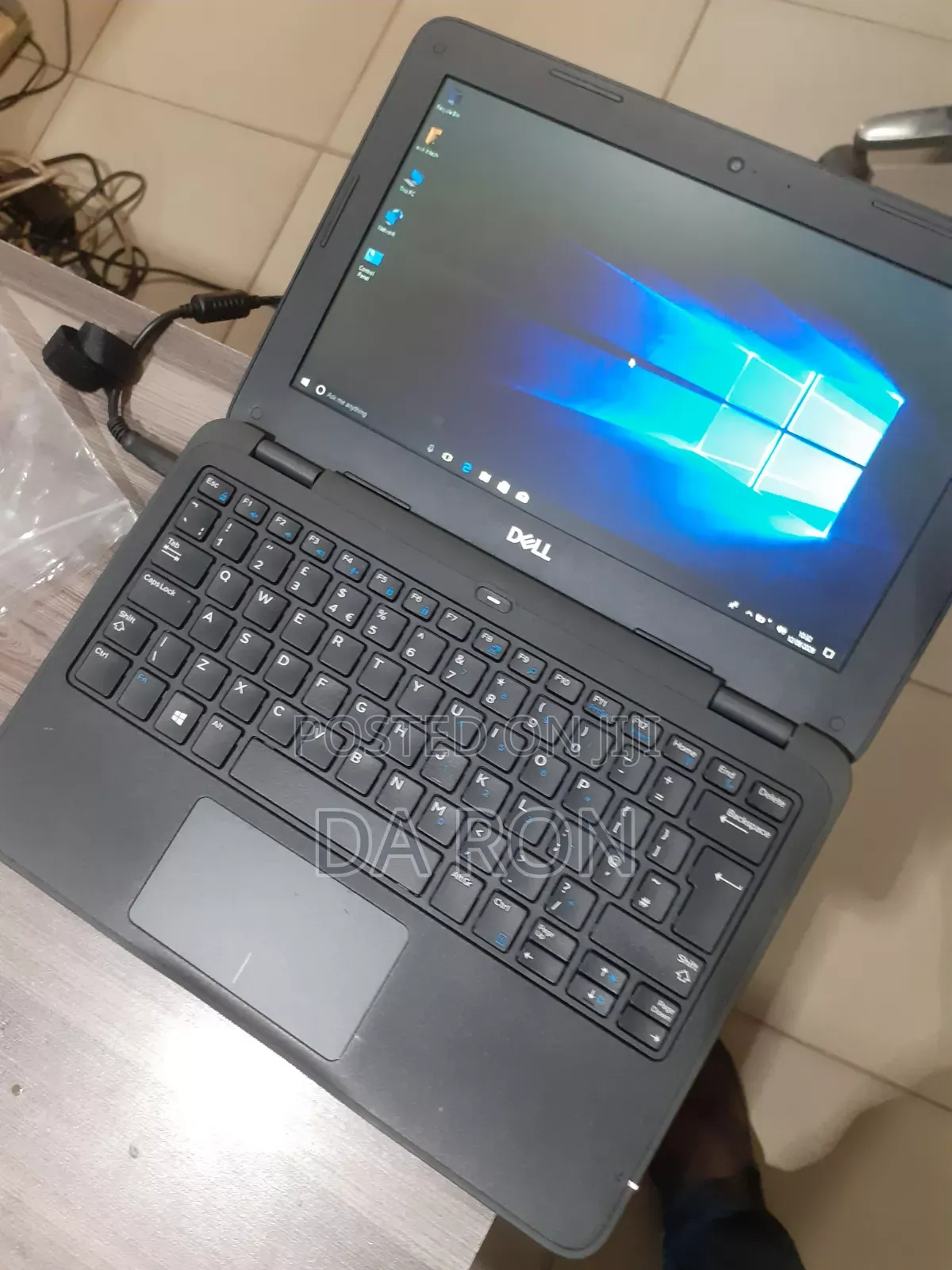 Laptop Dell Latitude 3190 4GB Intel Celeron SSD 128GB