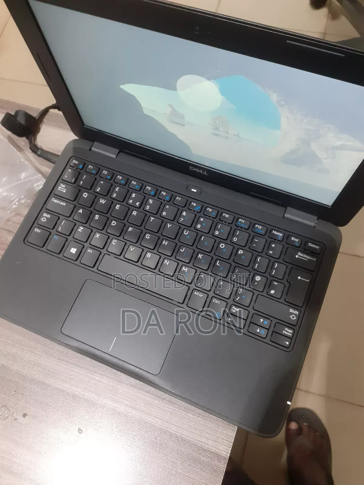 Laptop Dell Latitude 3190 4GB Intel Celeron SSD 128GB