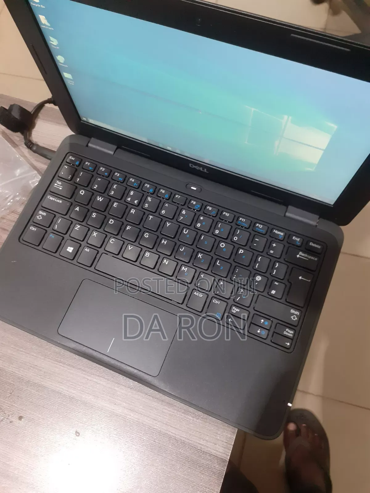 Laptop Dell Latitude 3190 4GB Intel Celeron SSD 128GB