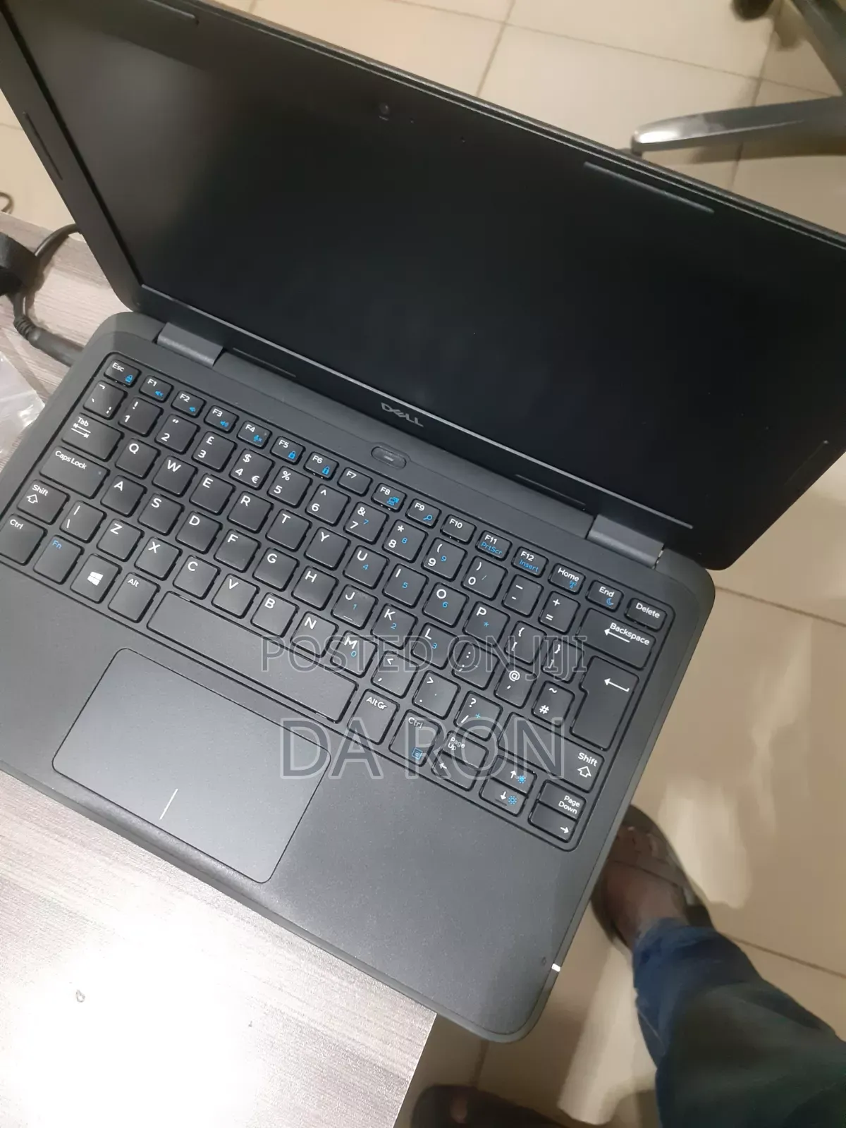 Laptop Dell Latitude 3190 4GB Intel Celeron SSD 128GB