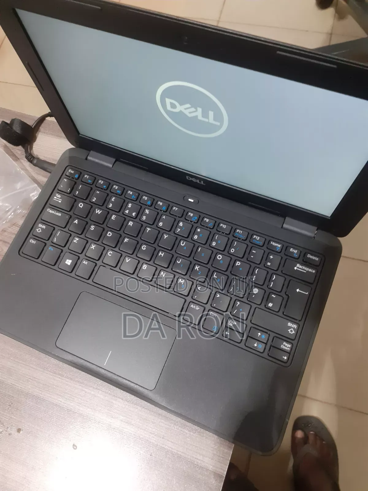 Laptop Dell Latitude 3190 4GB Intel Celeron SSD 128GB