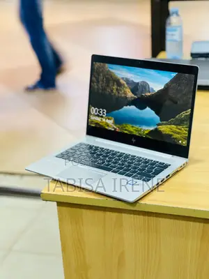New Laptop HP EliteBook 830 G5 8GB Intel Core i7 SSD 256GB
