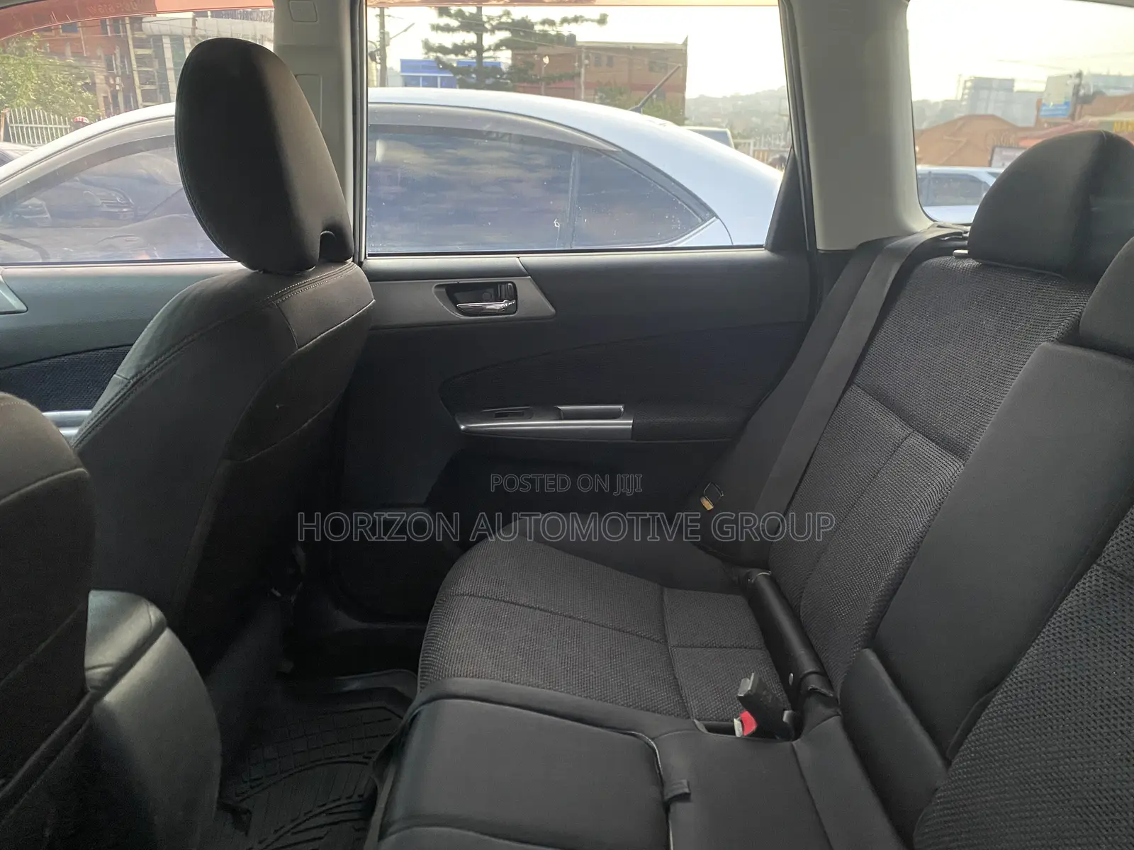 Subaru Forester 2010 Off white