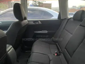 Subaru Forester 2010 Off white