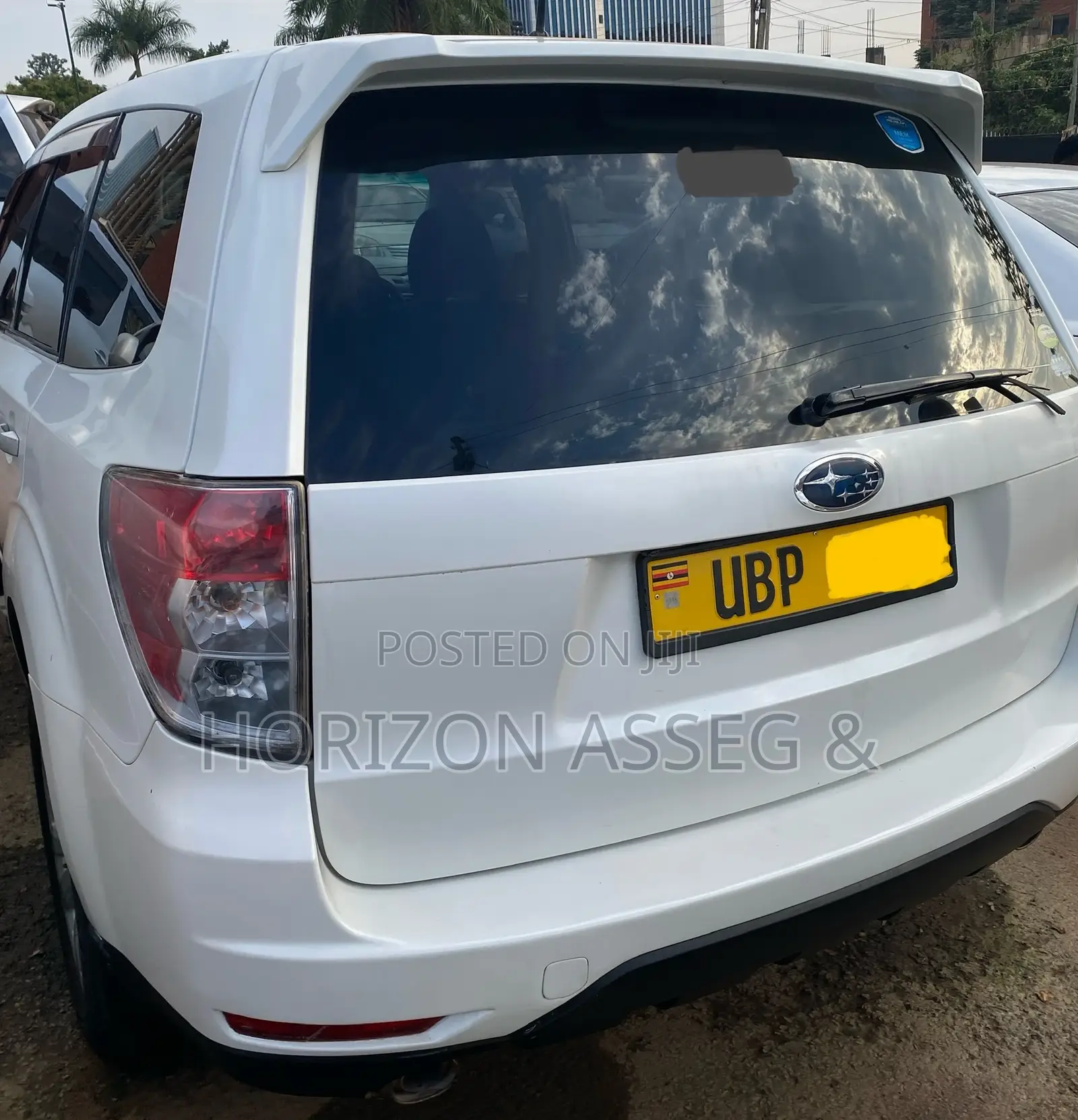 Subaru Forester 2010 Off white
