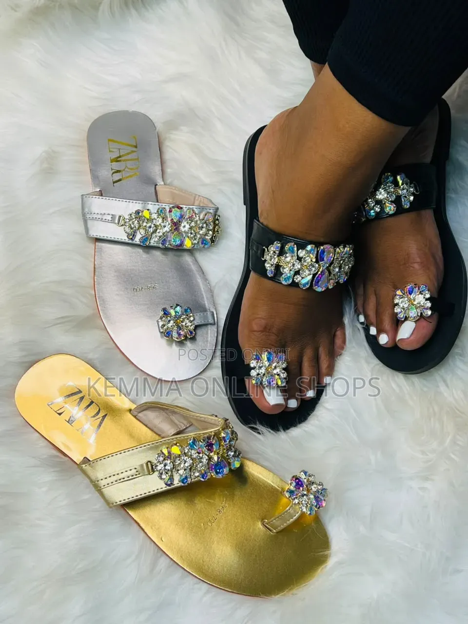 Chic Women's Flat Sandals