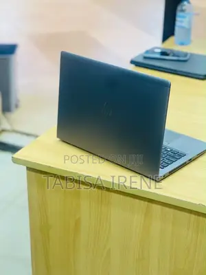 New Laptop HP ZBook 14u G5 8GB Intel Core i7 SSD 256GB
