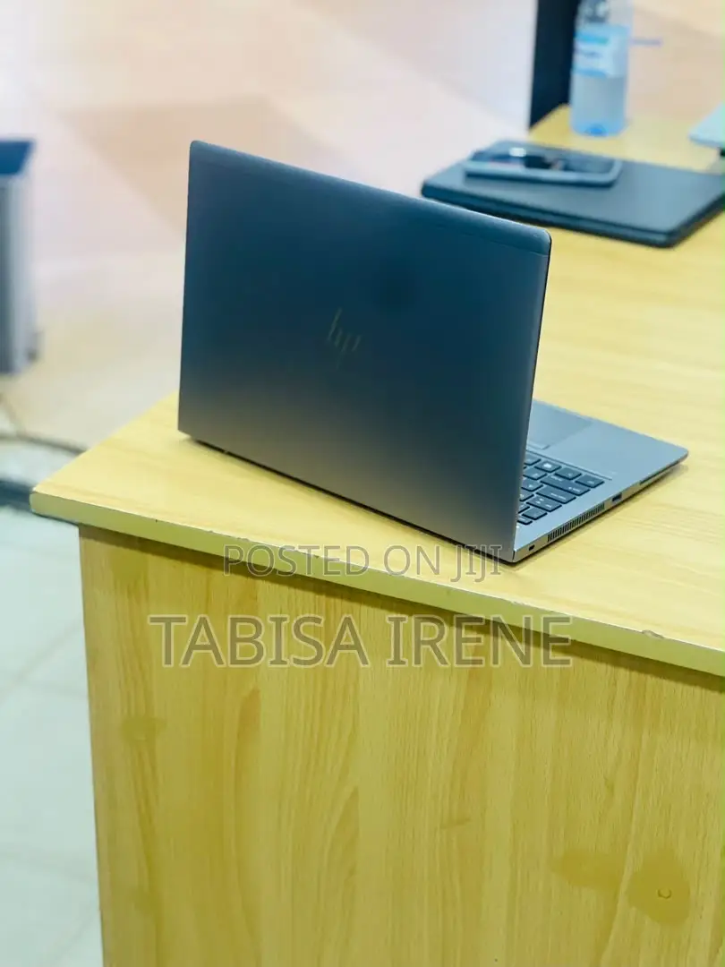 New Laptop HP ZBook 14u G5 8GB Intel Core i7 SSD 256GB