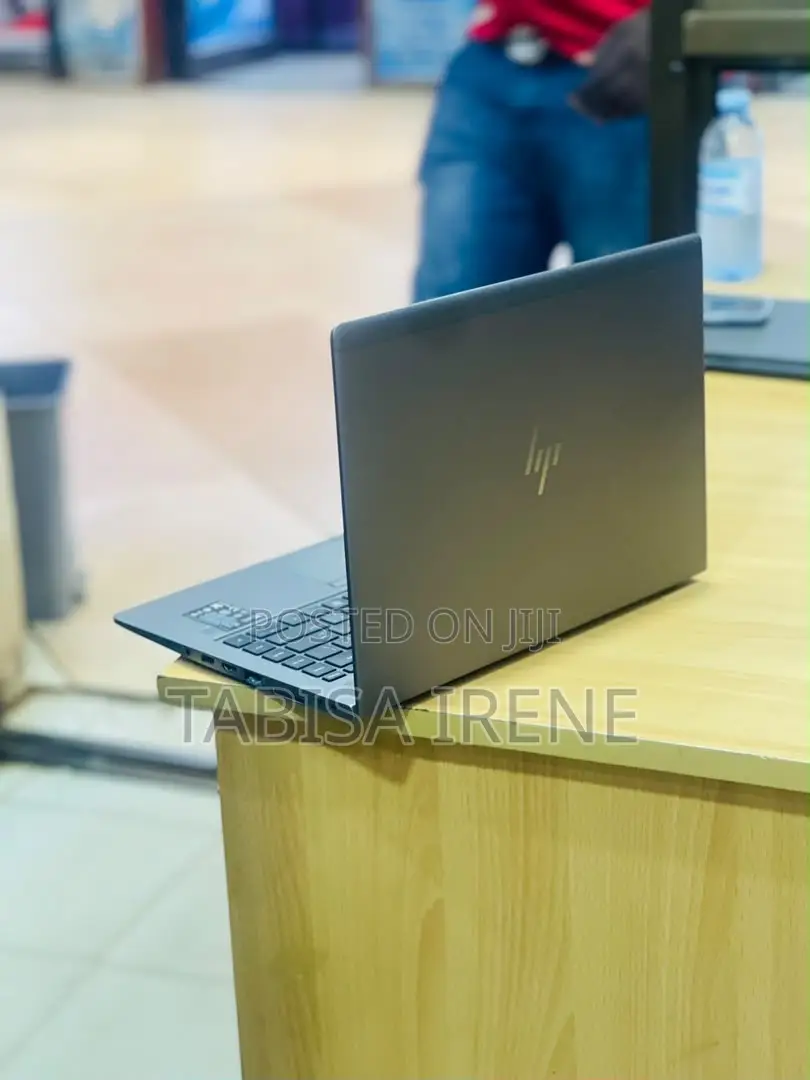 New Laptop HP ZBook 14u G5 8GB Intel Core i7 SSD 256GB