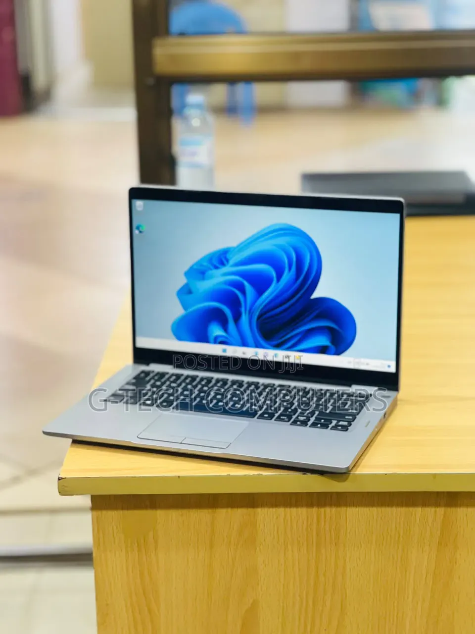New Laptop Dell Latitude 5310 8GB Intel Core i5 SSD 256GB