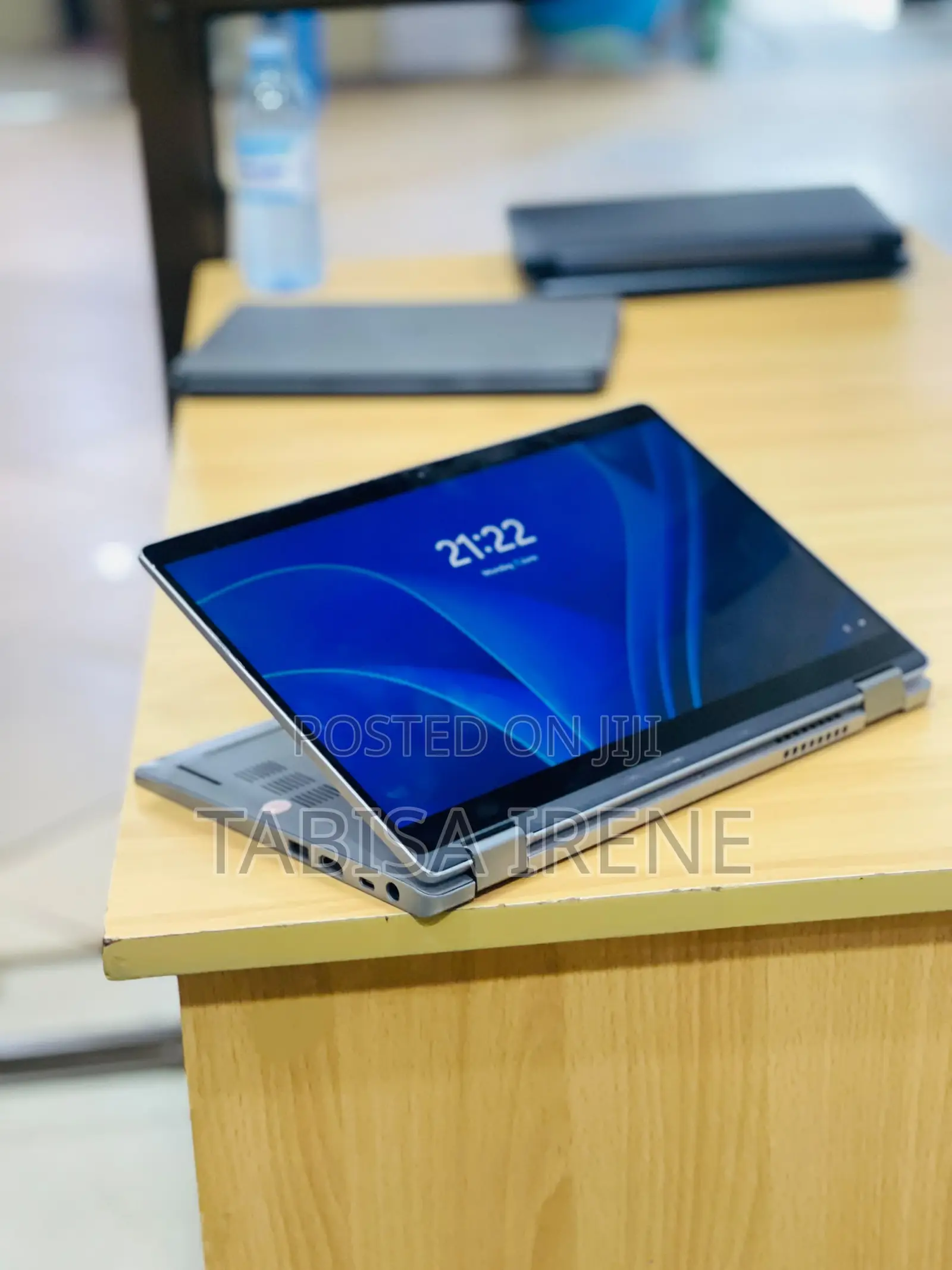 New Laptop Dell Latitude 5310 2-in-1 8GB Intel Core i5 SSD 256GB