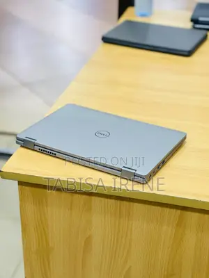 New Laptop Dell Latitude 5310 2-in-1 8GB Intel Core i5 SSD 256GB